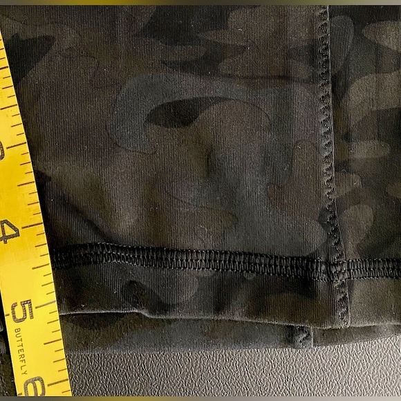 Lululemon Run Fast Track Shorts ll Biker Bike Shorts - Picture 12 of 15